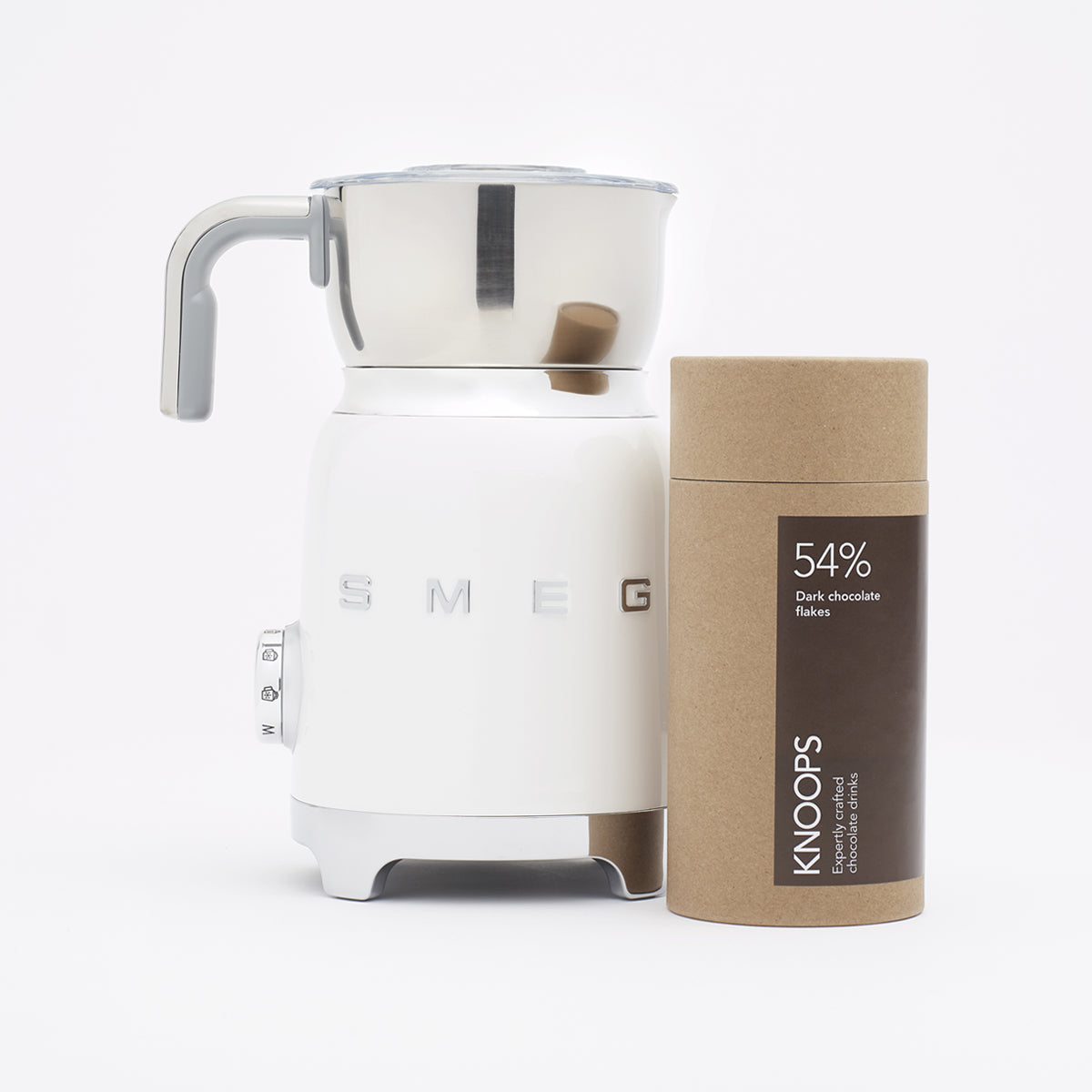 The new Smeg milk frother makes the ultimate hot chocolate