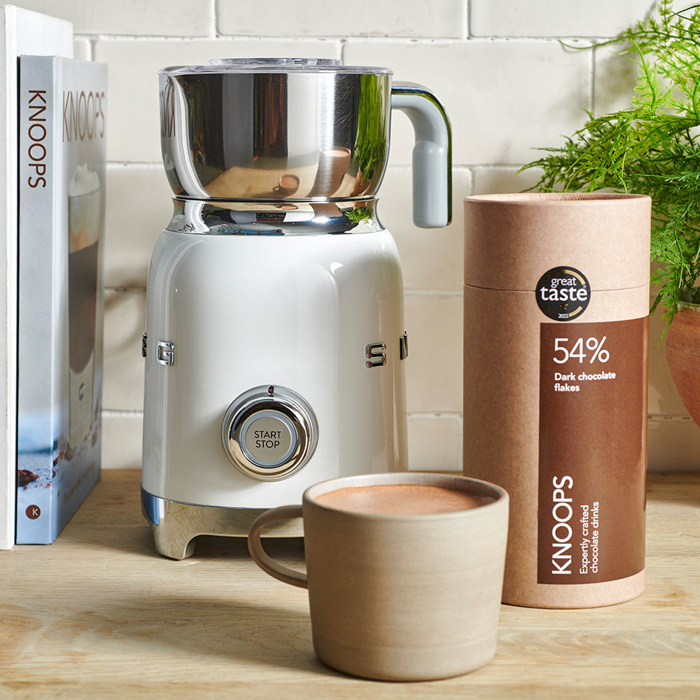 Smeg milk frother and chocolate milk maker